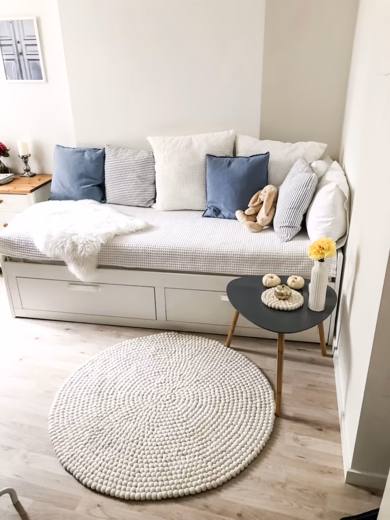 Raised Pattern Rug